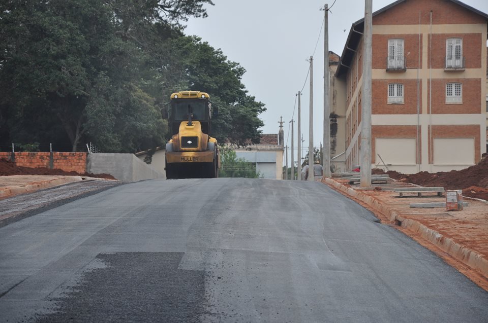 “Rua da Cúria” tem sentido de direção definido pela Prefeitura