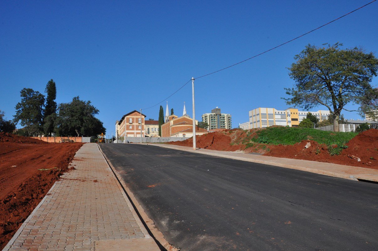 “Rua da Cúria” servirá de projeto piloto para iluminação com LED na cidade