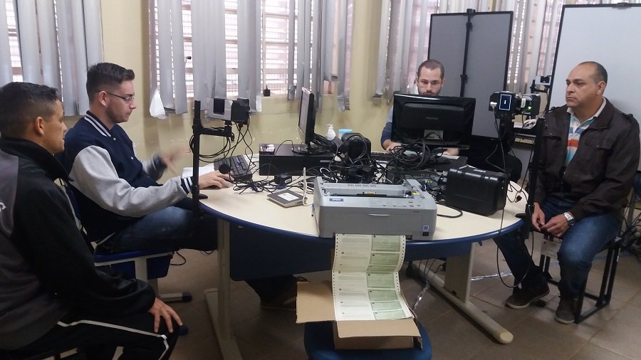 Mais de 1.300 eleitores passaram pela  Biometria durante a Eleição de Itatinga