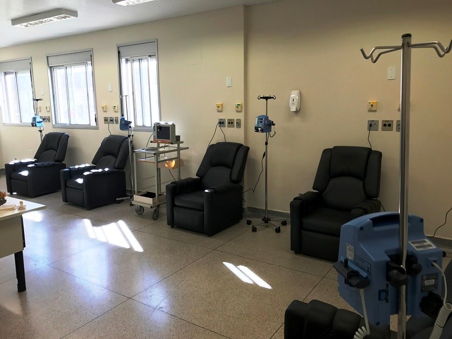 Hospital das Clínicas inaugura novo Centro de Infusão de Medicamentos de Alto Custo