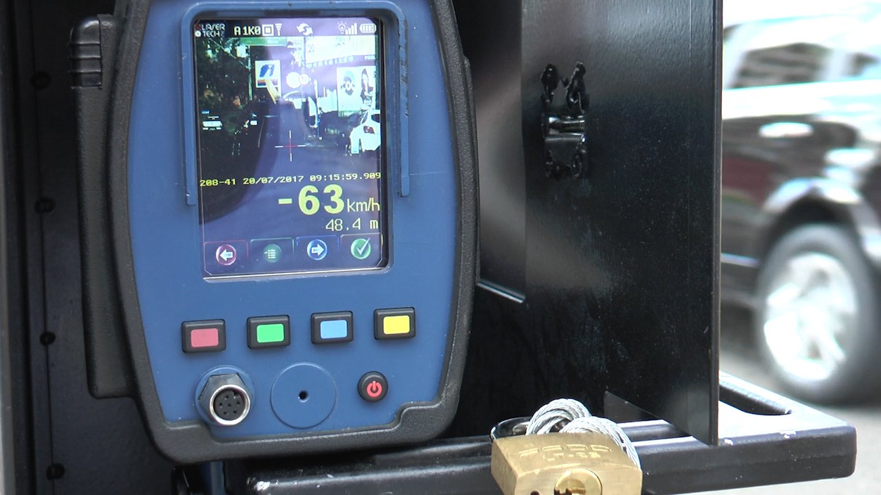 Câmara dos Deputados aprova projeto que só permite multar motorista quando velocidade exceder em 10% à permitida