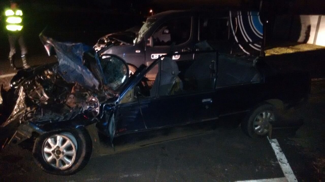 Uma pessoas morre em colisão entre carros e trator na Marechal Rondon