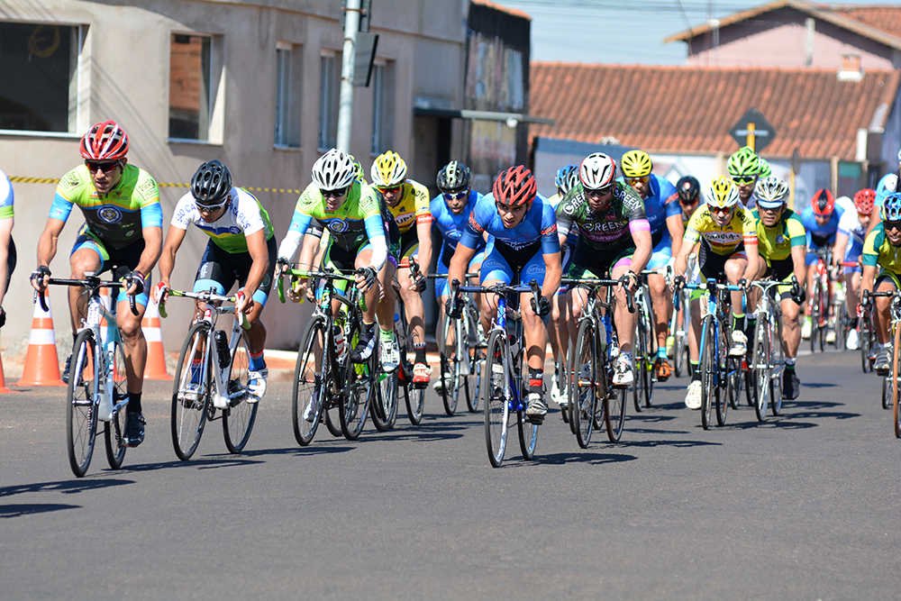 Itatinga conquista ouro no ciclismo nos Jogos Regionais