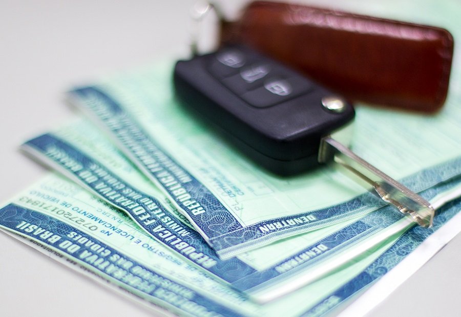 Detran-SP afasta 142 despachantes por suspeita de fraudes em transferências de veículo