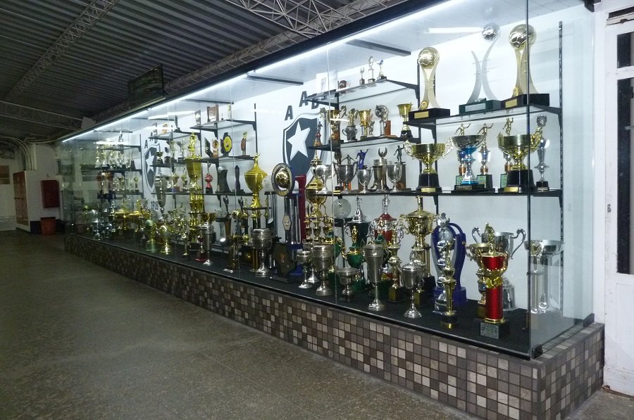 AAB inaugura Galeria de Troféus “Pedro Dias”