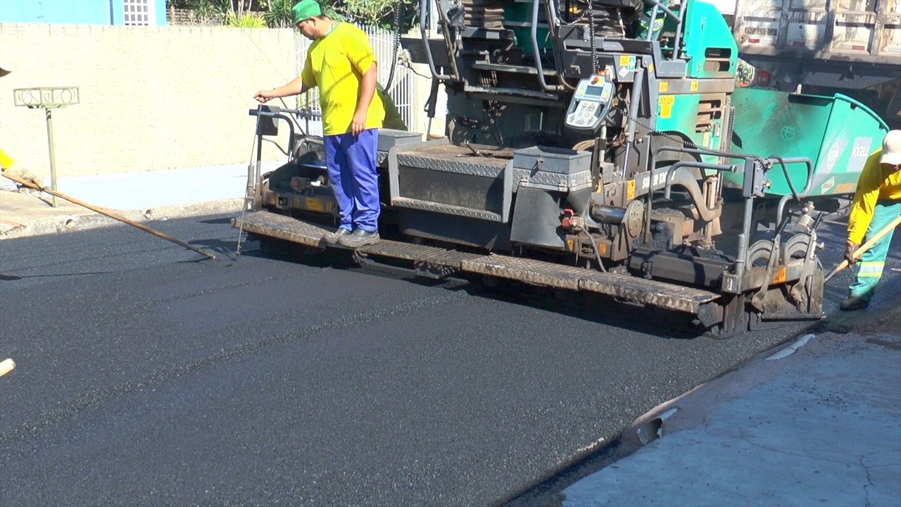 Ruas do Jardim Continental recebem recape asfáltico