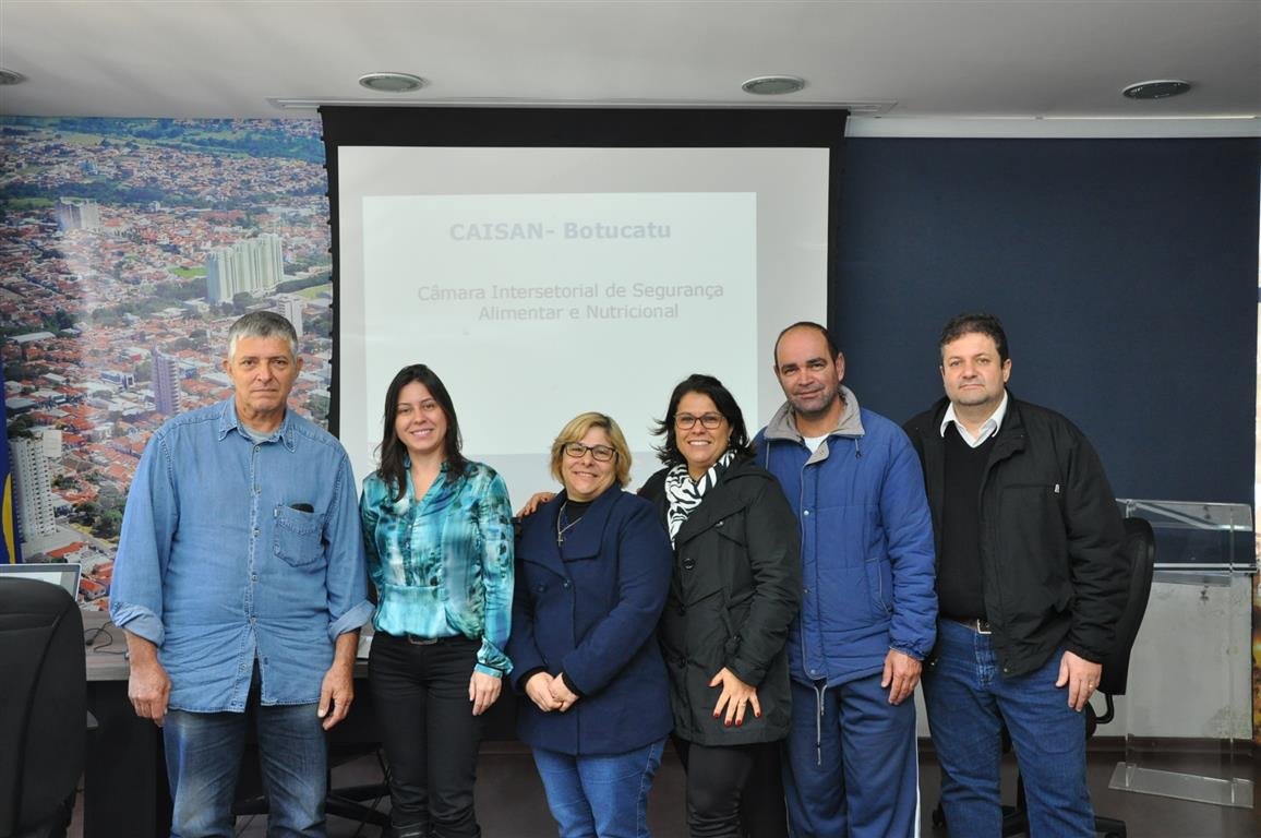Saúde, Assistência Social e Verde estudam implantação de plano de segurança alimentar no Município