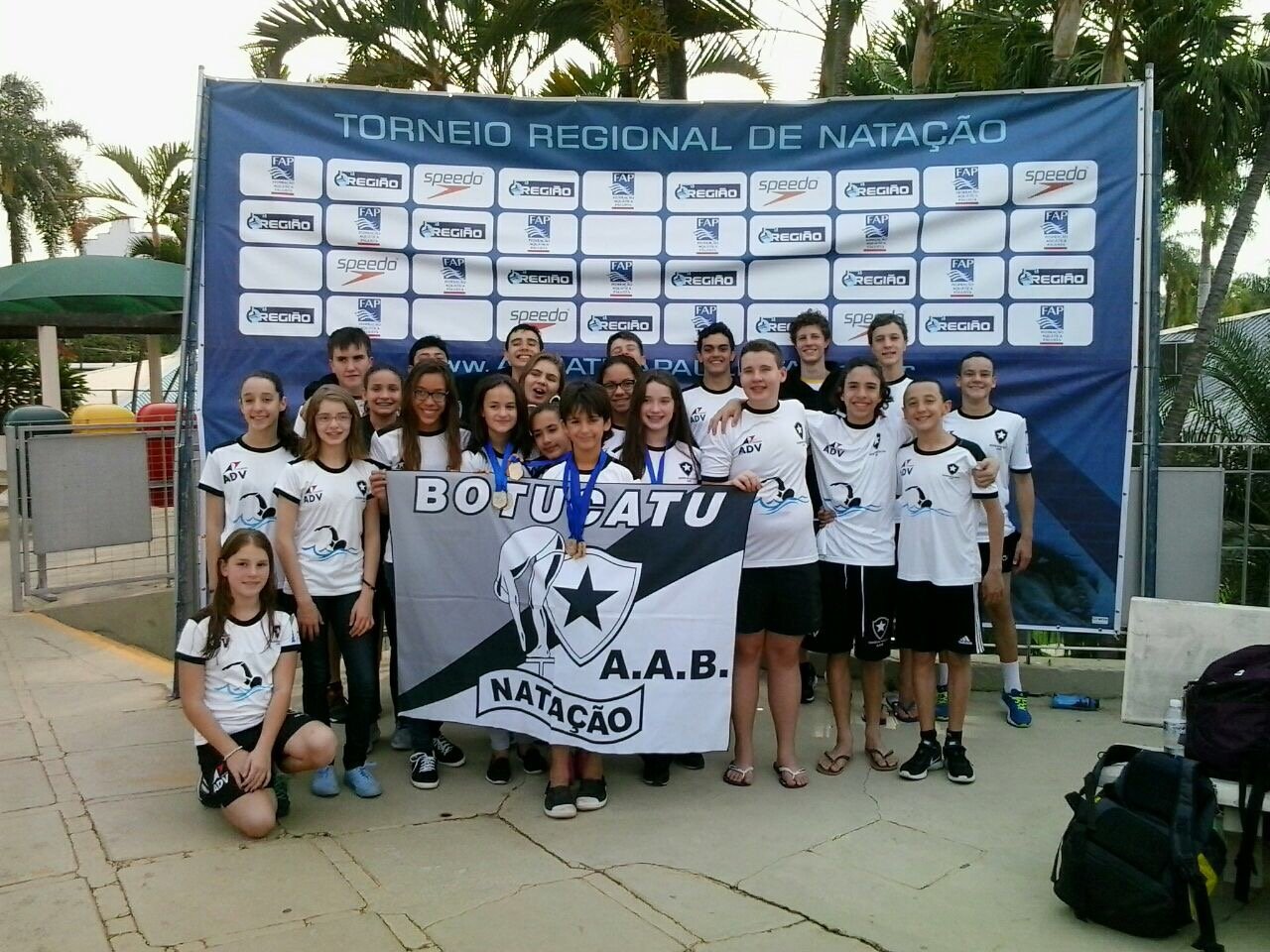 Mesmo desfalcada, natação da AAB conquista 48 medalhas em Matão