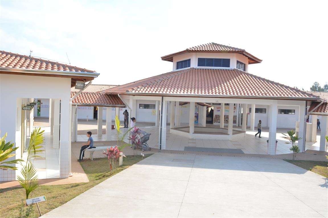 Escola Hernani Donato celebra o Dia da Árvore neste domingo, 24