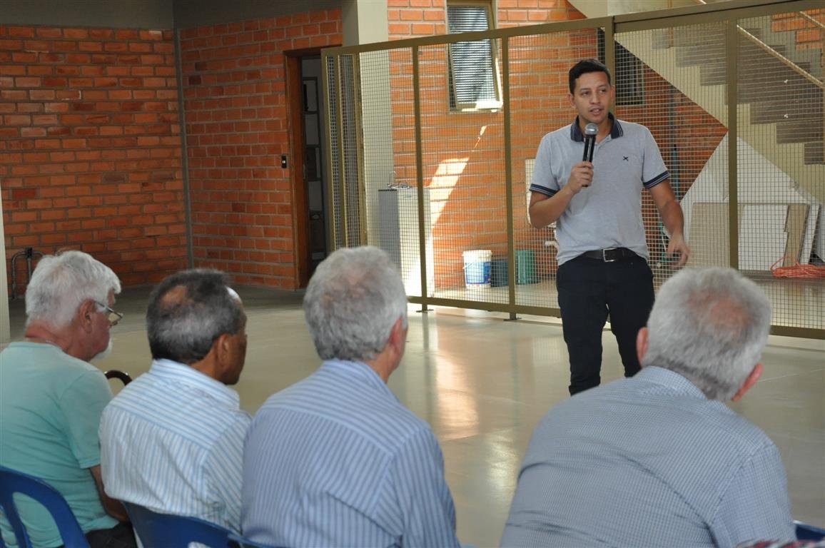 Servidores municipais aposentados terão programa de orientação