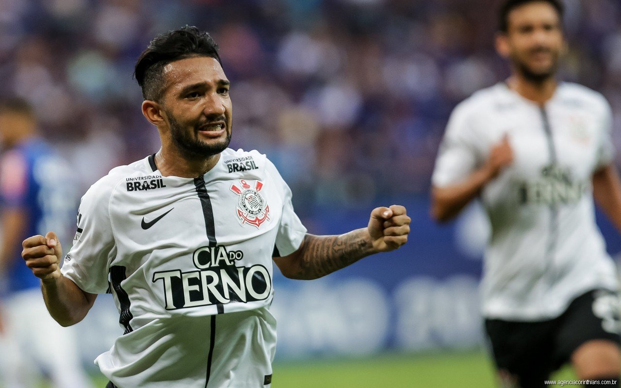 Ingressos para o “Futebol Solidário” com o jogador Clayson já estão disponíveis