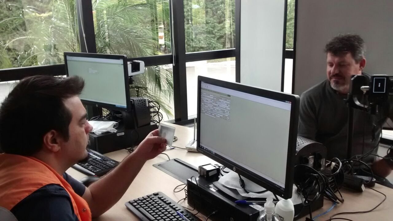 Funcionários da Irizar participam de recadastramento biométrico da Justiça Eleitoral