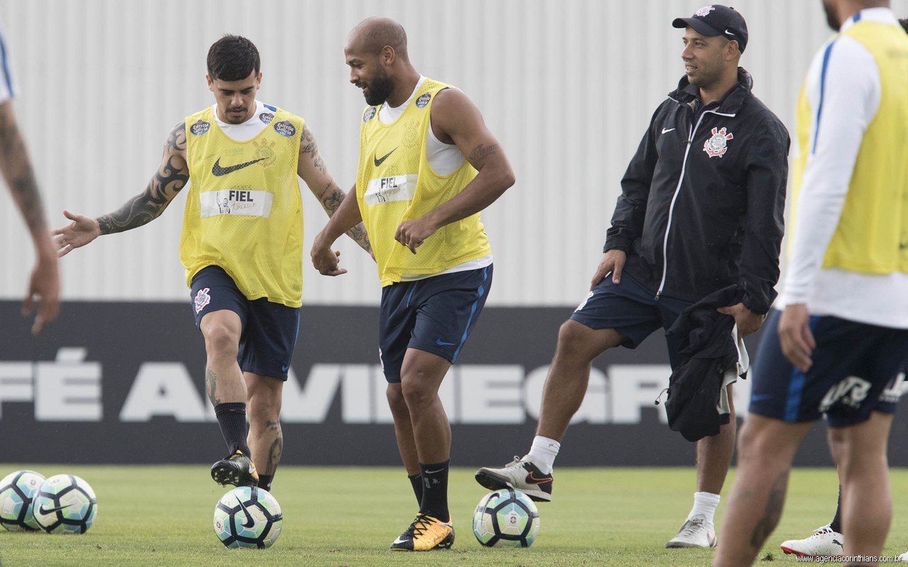 Corinthians joga na Arena para ampliar vantagem na liderança do Brasileirão