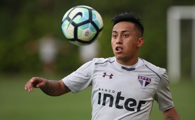Com o retorno de Cueva, São Paulo enfrenta o Botafogo para confirmar presença na série A