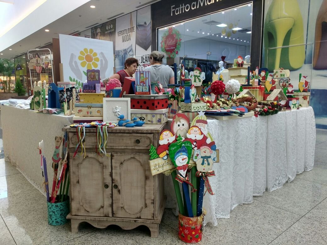 Shopping Botucatu recebe Bazar de Natal da Apae