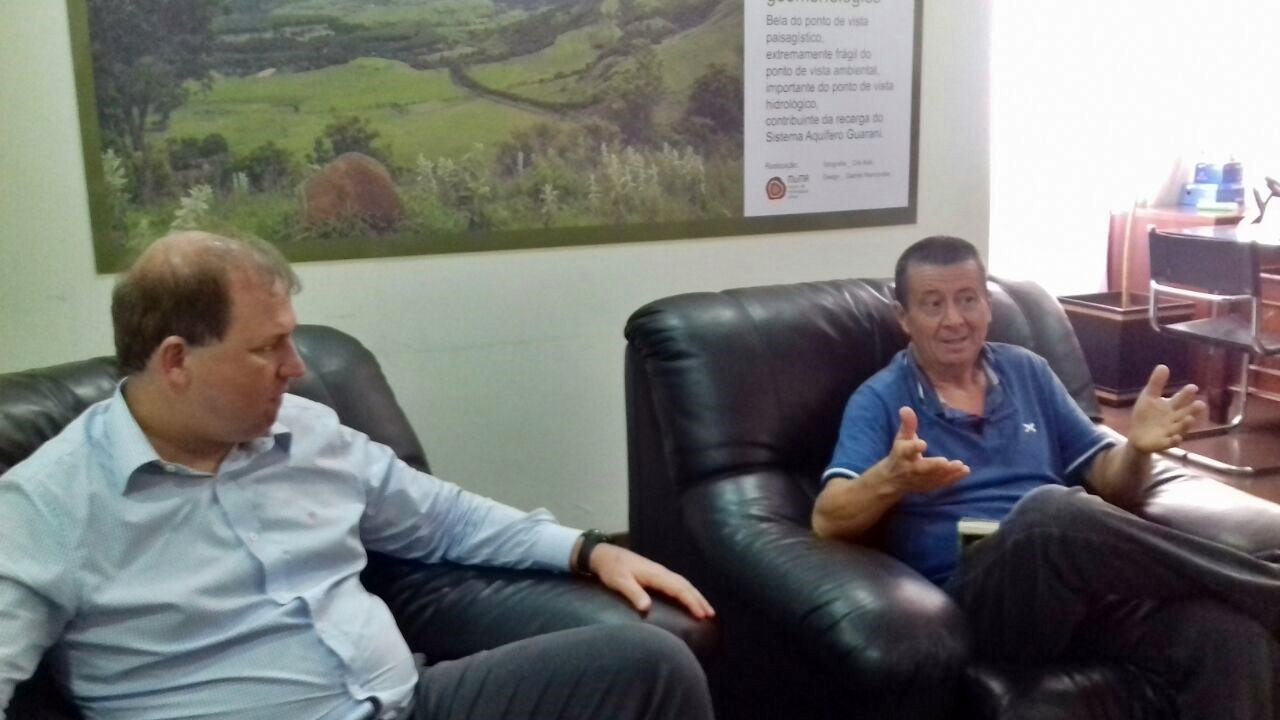 Sindicato e Prefeitura se reúnem para discutem progressão funcional e licença-prêmio