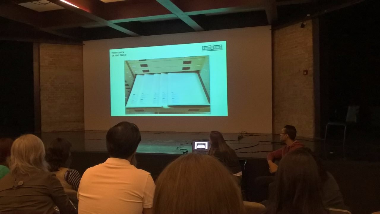 Integrantes do Museu Histórico participam de encontro na Pinacoteca