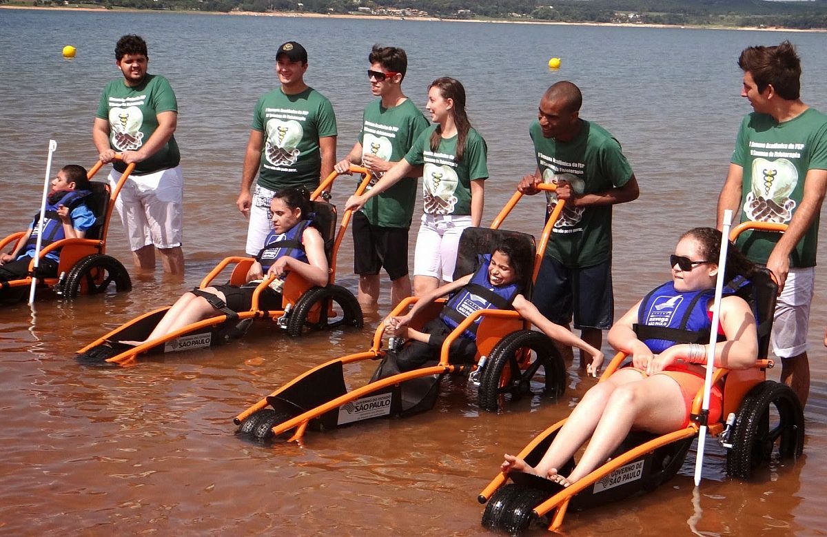 Avaré: projeto torna praia da represa de Jurumirim acessível a pessoas com necessidades especiais
