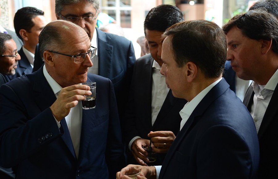 OPINIÃO | Conjecturas políticas