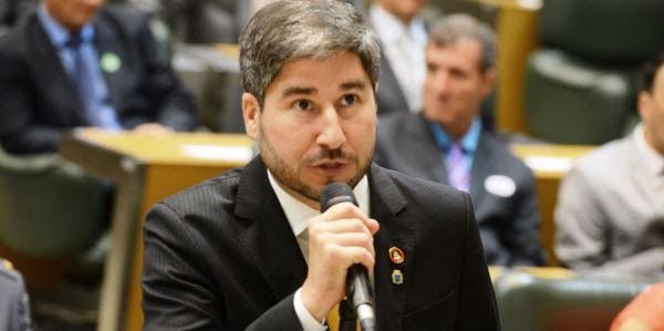 Fernando Cury terá mandato suspenso por 6 meses, decide Assembleia Legislativa