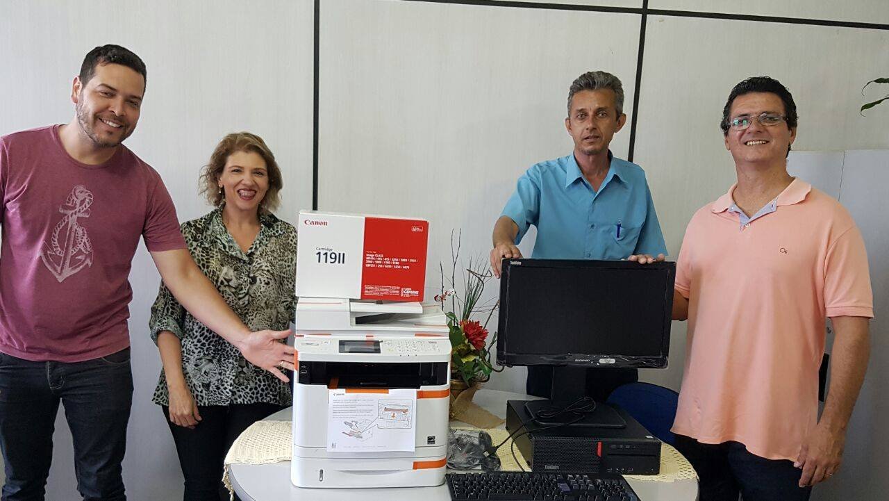 PAT de Botucatu recebe equipamentos da Secretaria Estadual do Emprego