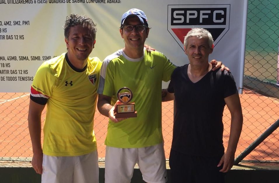 Gustavo Moura encerra temporada com o bicampeonato do masters da Federação Paulista de Tênis