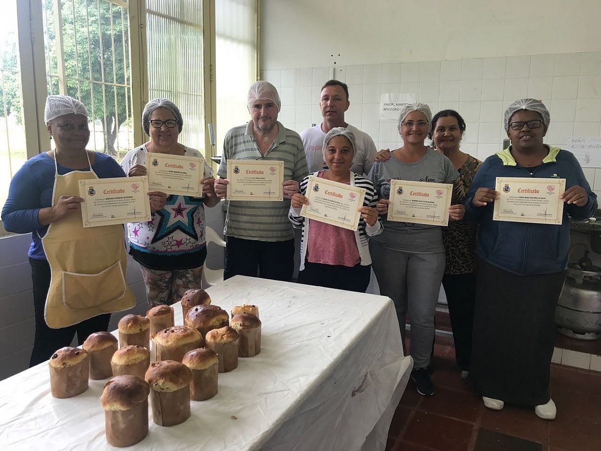 Diplomadas as primeiras turmas do Curso de Padaria Artesanal de Avaré