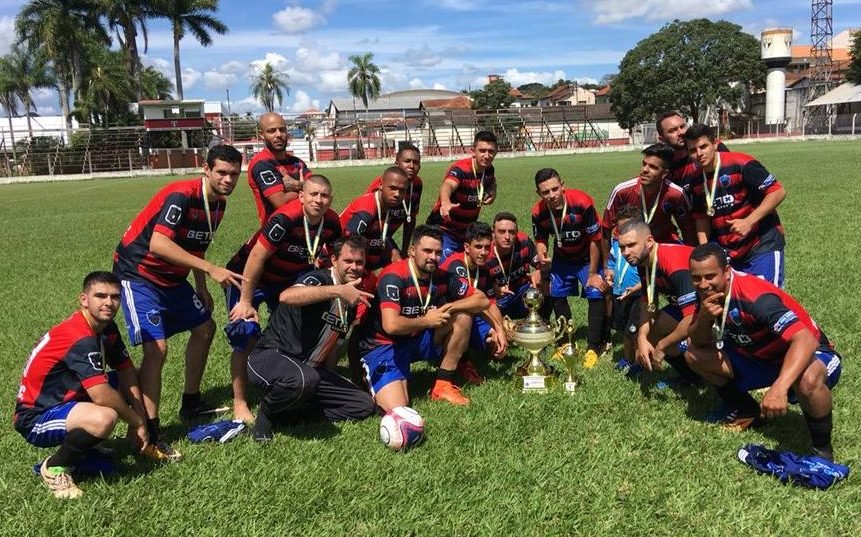 Cuesta F.C. vence a Copa dos Campeões