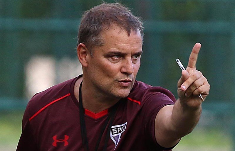 São Caetano e São Paulo abrem as quartas de final do Paulistão
