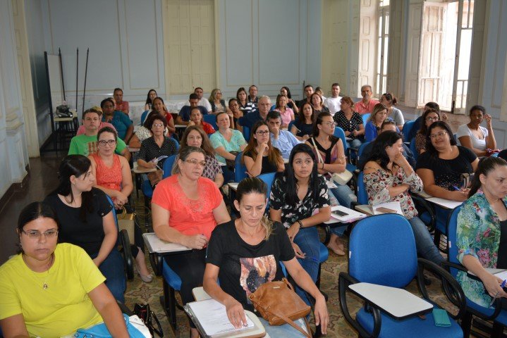 Secretaria da Educação recebe 60 novos servidores