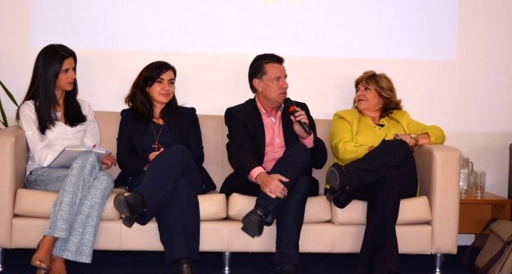 Secretário da Educação participa de mesa redonda sobre Escola de Tempo Integral