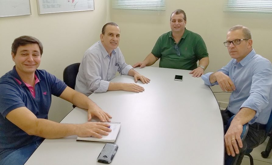 Reunião na Cetesb aborda renovação da licença operacional do aterro sanitário