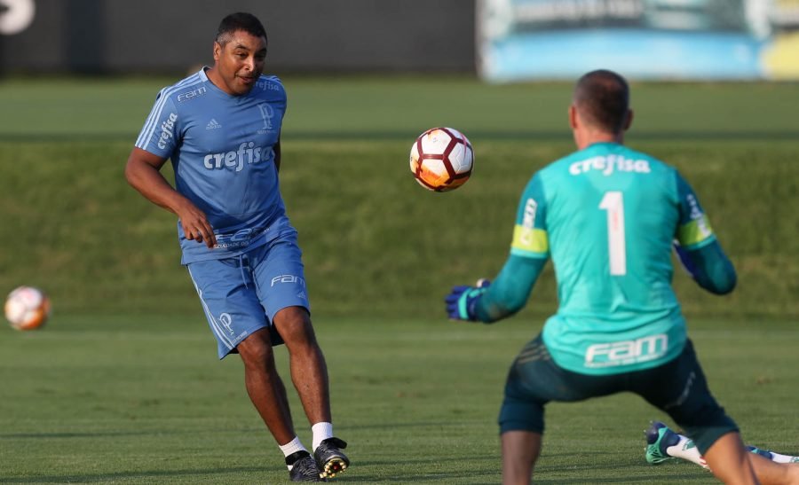 Fora de casa, Palmeiras enfrenta Alianza Lima pela liderança geral