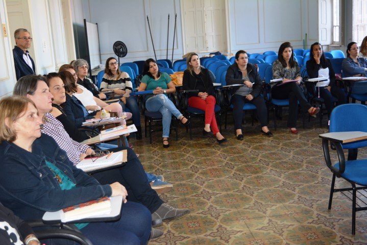 Educadores participam de Fórum de Combate ao Abuso Sexual Contra Crianças e Adolescentes