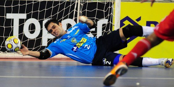 Aulas de como ser goleiro de futsal são ministradas em Avaré