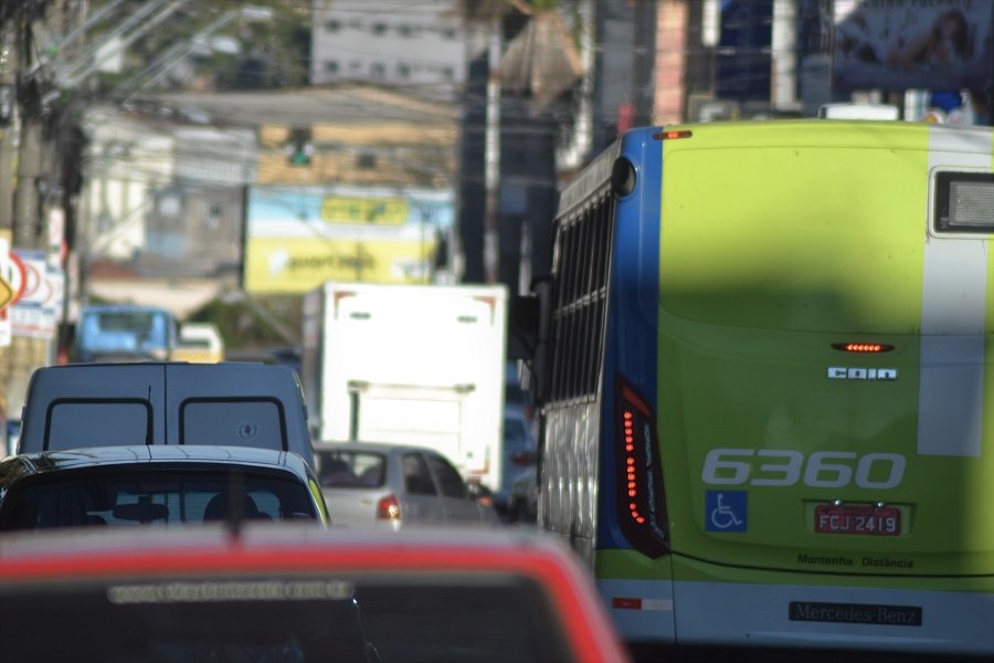Deputados aprovam isenção de PIS/Cofins no diesel