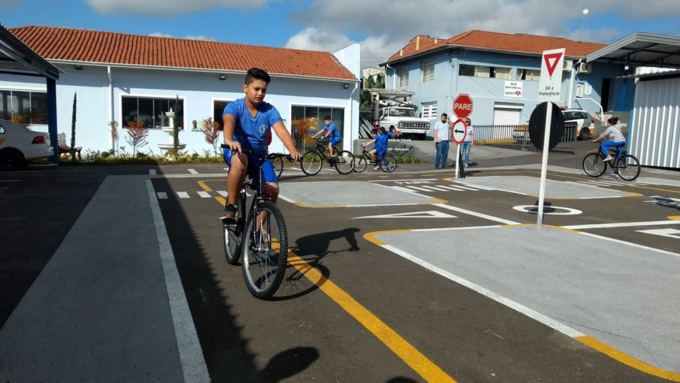 Mais de 1.600 alunos são atendidos em campanhas de educação no trânsito