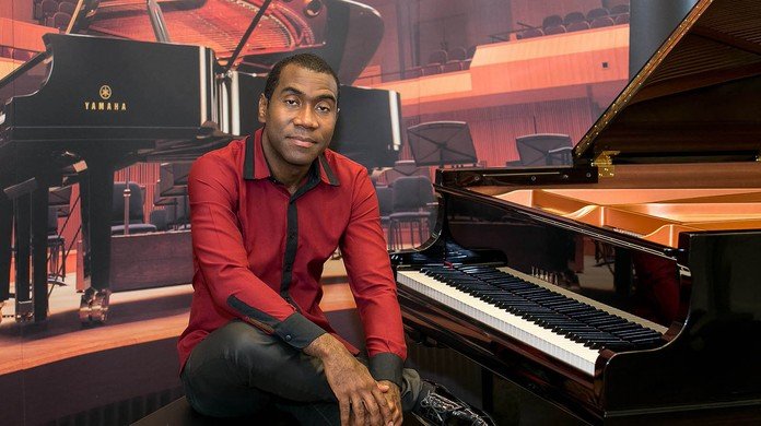 Hercules Gomes faz concerto beneficente em Botucatu no dia 14