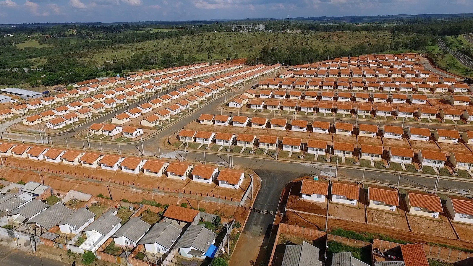 Casas do Residencial Paratodos serão entregues no próximo dia 21
