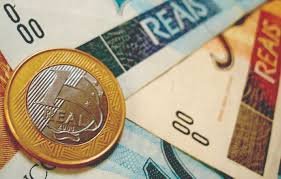 Atividade econômica cresce 0,46% em abril