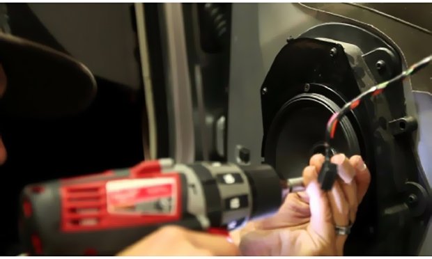 Pratânia terá curso gratuito de instalação de som automotivo; aulas começam no dia 6