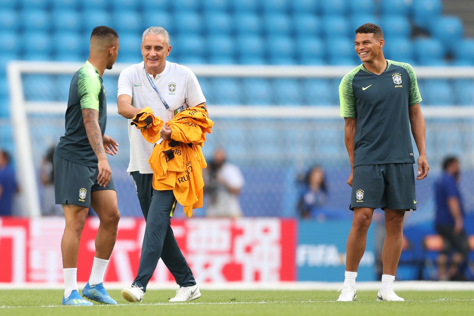 Tite confirma time com Filipe Luís. Thiago Silva é o capitão