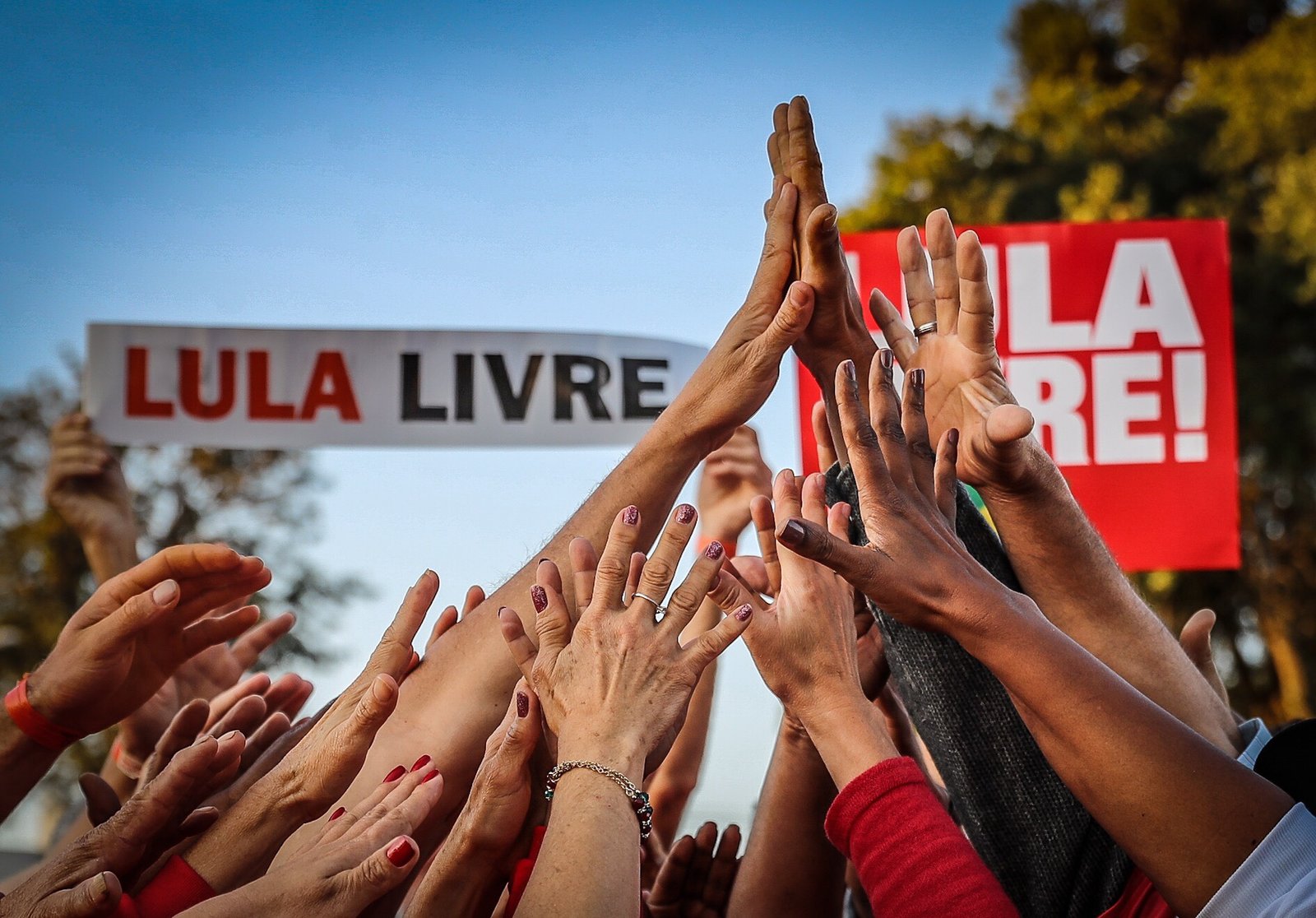 Presidente do STJ nega pedido de liberdade ao ex-presidente Lula