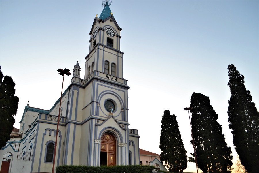 Santuário de Lourdes e o centenário dos capuchinhos em Botucatu