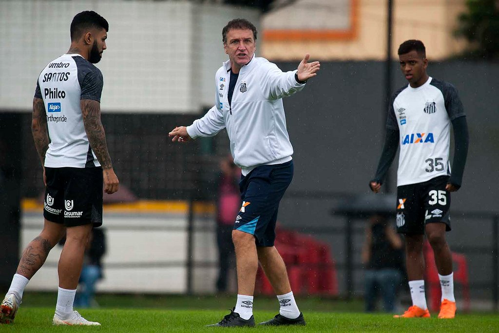 Santos tenta recuperação contra o Botafogo-RJ