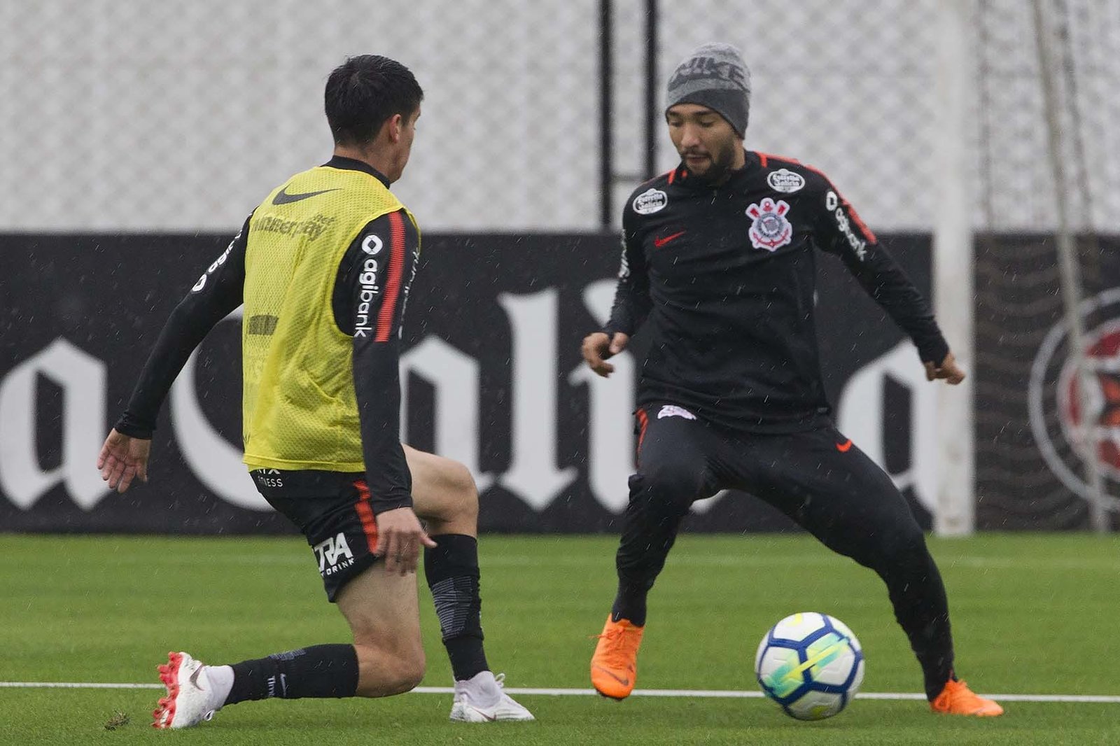 Dentro de casa, Corinthians enfrenta o Atlético-PR para manter boa forma