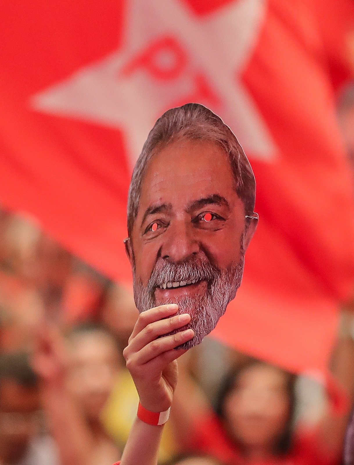 Ibope e Datafolha cancelam pesquisas eleitorais com nome de Lula