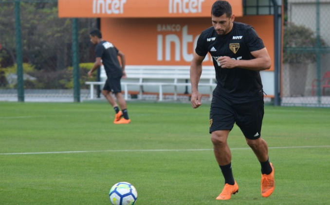 São Paulo busca superar desfalques contra o Fluminense-RJ para manter a liderança