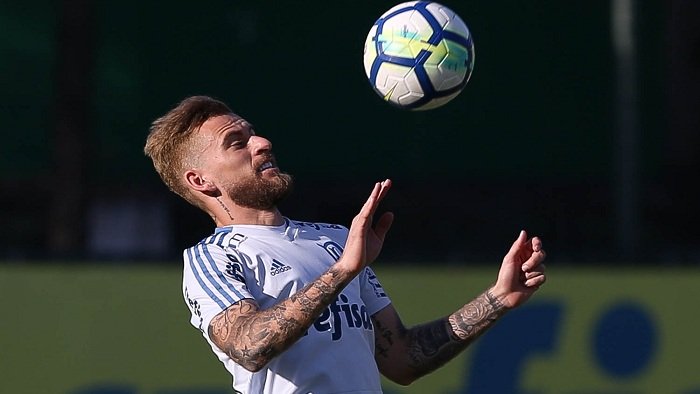 Palmeiras enfrenta a Chapecoense no encerramento da 22ª rodada
