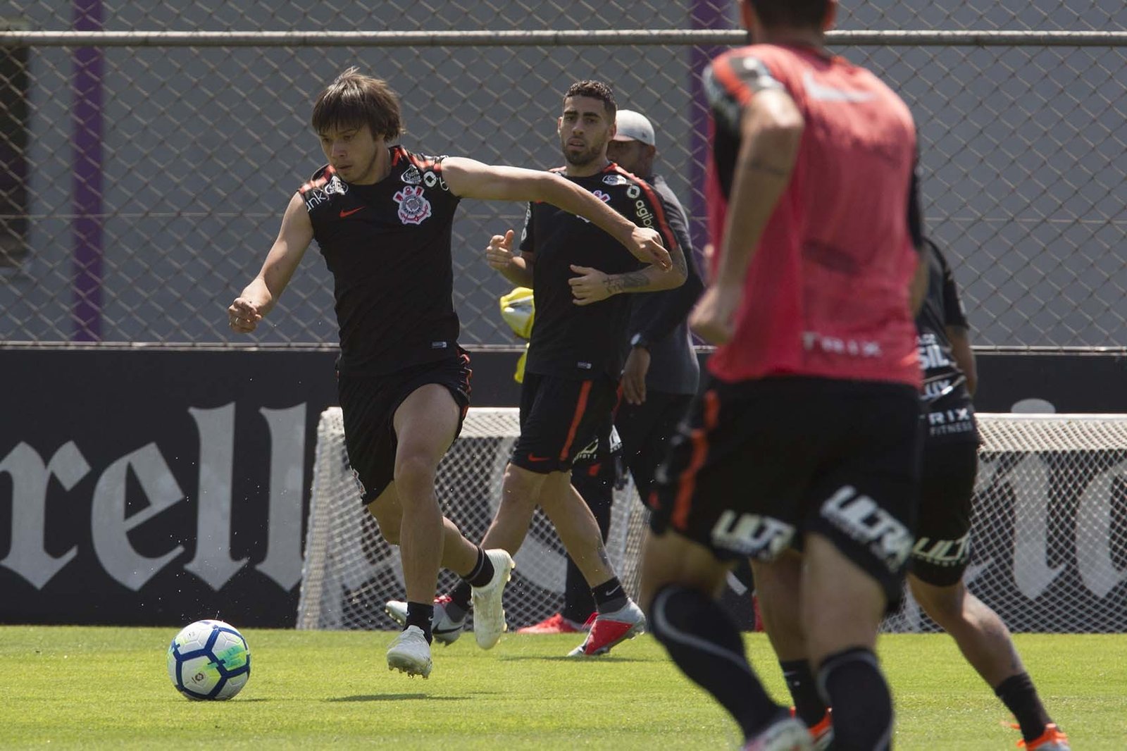 Corinthians enfrenta Cruzeiro na primeira partida da decisão no Mineirão